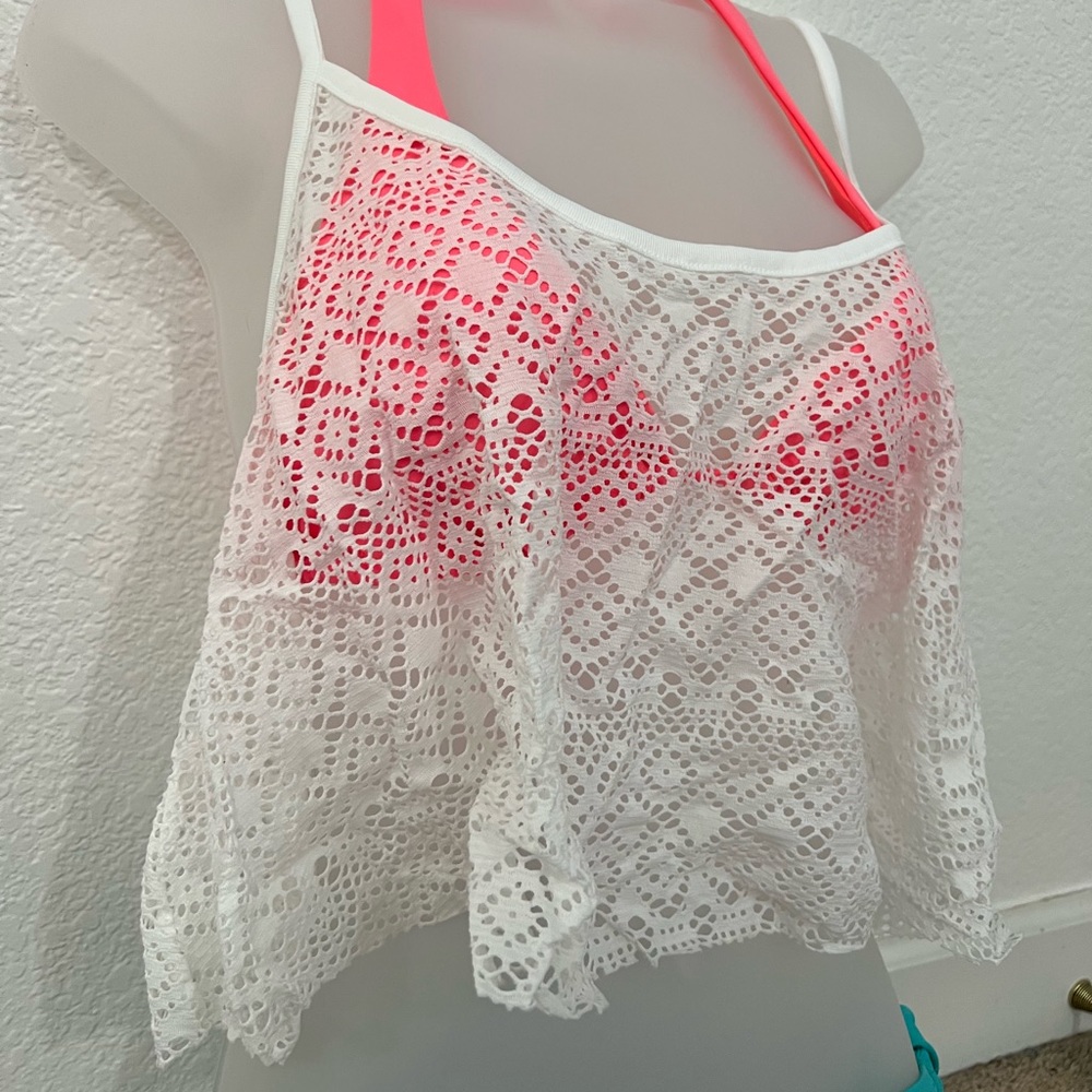 VS PINK Eyelet Crop Top